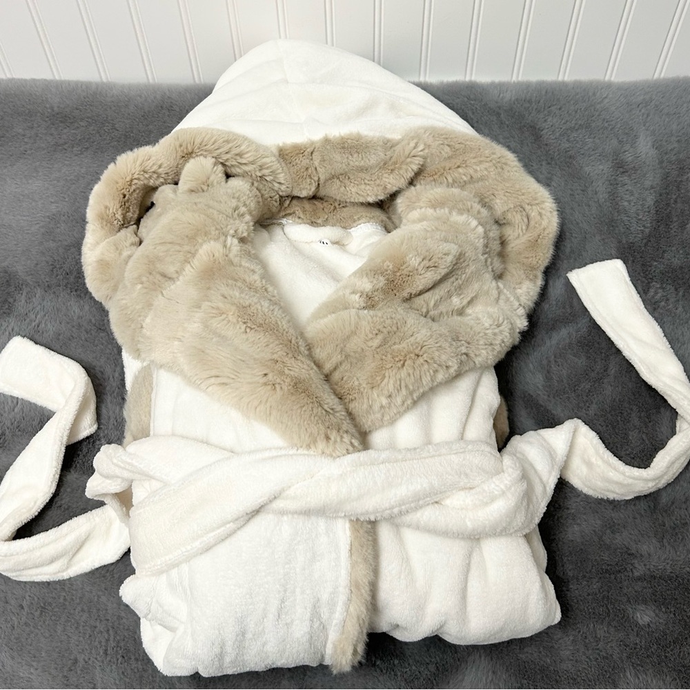 Pottery Barn Ruched Faux Fur soft hooded robe
